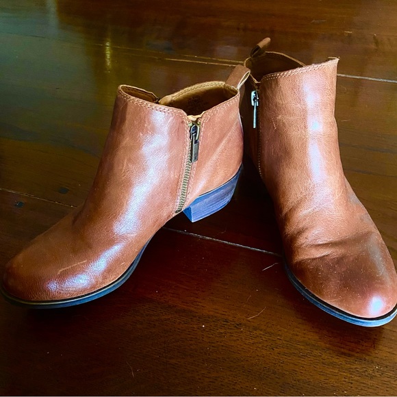 SOLD - Lucky Brand women’s leather Basel ankle boots size 9 1/2 - Picture 6 of 9